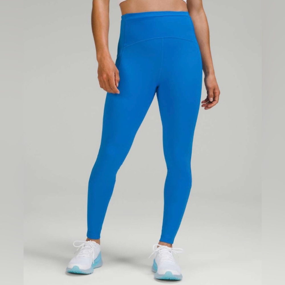 NWT Lululemon Swift Speed High-Rise Tight 28"
Poolside size 2